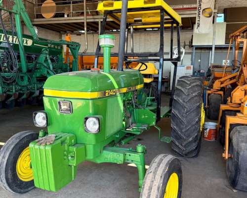 Tractor John Deere 2140 NO 3350,2730,2850