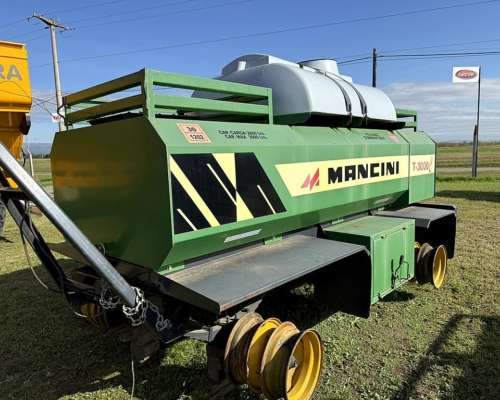 Acoplado Tanque Combinado Mancini Capacidad 3000 Litros