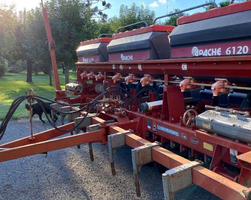 Sembradora Apache 6120 9/52 y 17/26