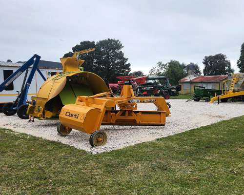 Niveladora de Arrastre Corti Terra 302 Pala