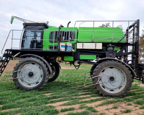 Pulverizadora Metalfor 3200 Serie Especial