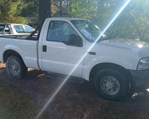Ford F100 3.9 TDI XL Plus 2009, Cummins 4, 186000km 4X2
