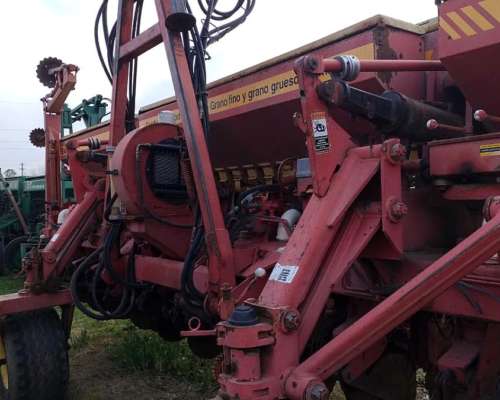 Sembradora Bertini 32.000 de 33 a 21