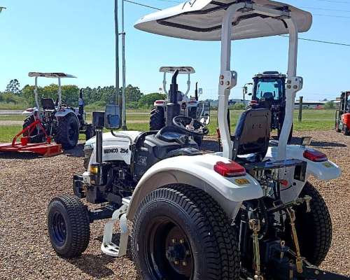 Tractor Bronco 25 HP Ruedas Parqueras