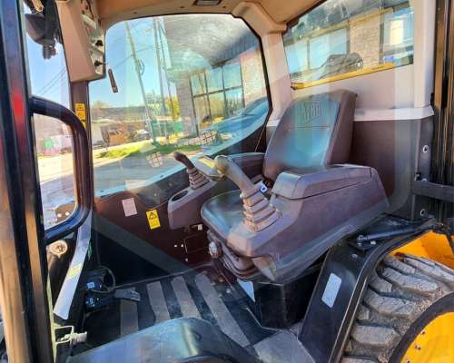 Minicargadora JCB Modelo 175 Serie III año 2023