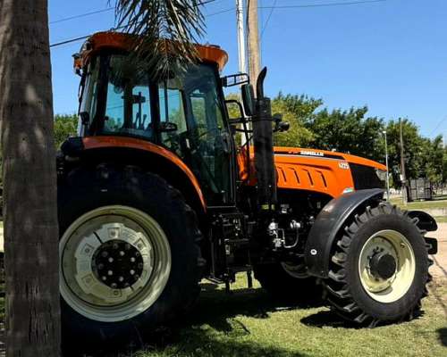 Tractor Zanello 4225-225hp Fuerza