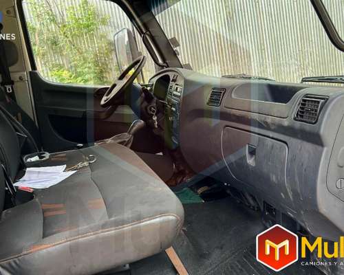 Mercedes Benz Accelo 1016 Modelo 2022 con Carroceria