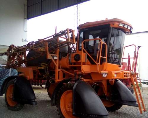 Jacto Uniport 2500 de 21 Mts de Ancho con 4 Cortes