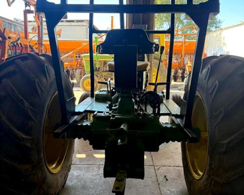 Tractor John Deere 2140 NO 3350,2730,2850