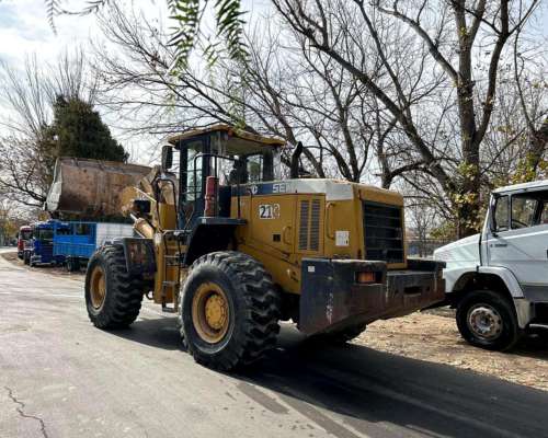 Sem 669c año 2012 5.500. Horas Llame al 2604689920
