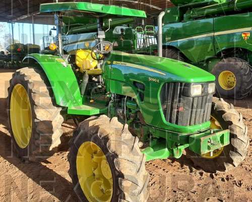 John Deere 5090e-30 PR con 3 Puntos, 2vcr y Techo año 2016.
