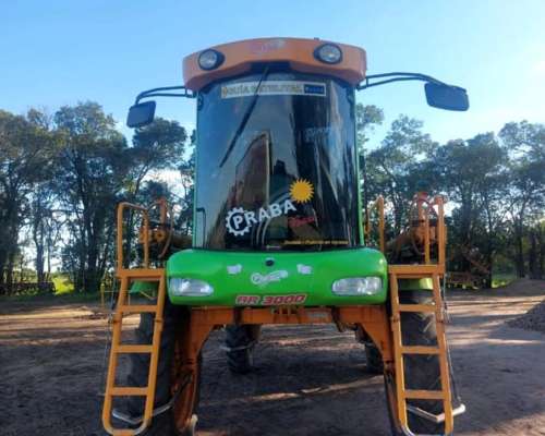 Pulverizadora Autopropulsada Praba AR 3000 año 2008