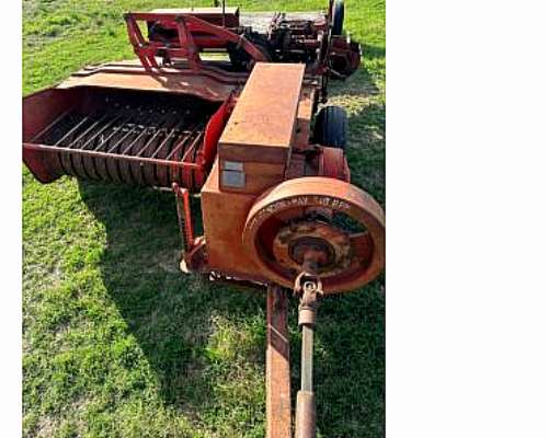 Enfardadora Mainero RF 90