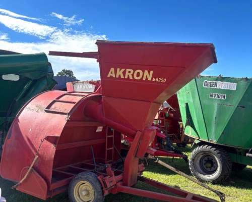 Embolsadora Akron Modelo E9250 ( Em0082)
