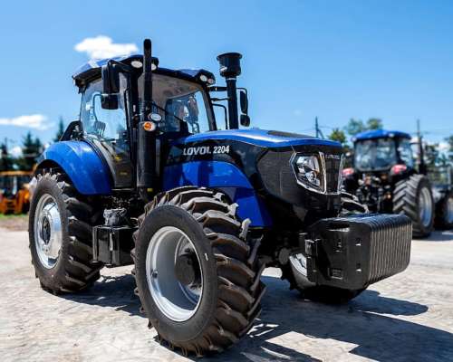 Tractor Lovol TR2204 220hp 4X4 3 Puntas Ruedas Duales