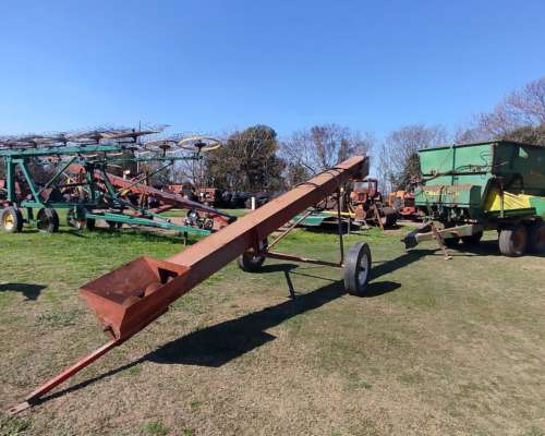 Chimango Elevador de Granos y Pastos. Pierini