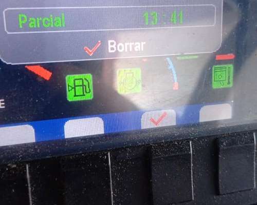 Pulverizadora Metalfor 7040, 2015 36m Piloto Outback y Raven