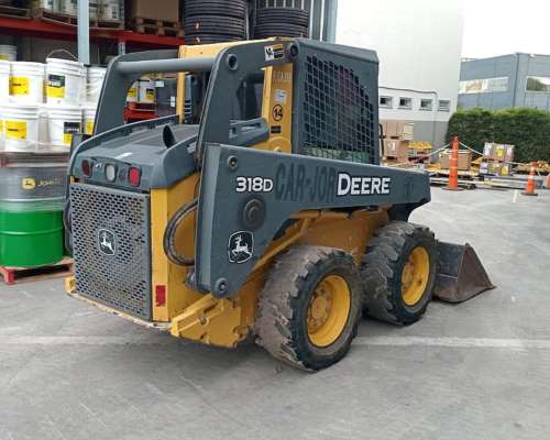 Minicargador John Deere 318d - 2010
