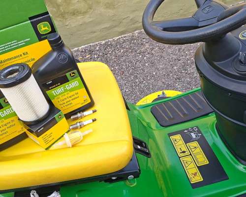 Tractor Cespero John Deere E140 Igual a Nuevo