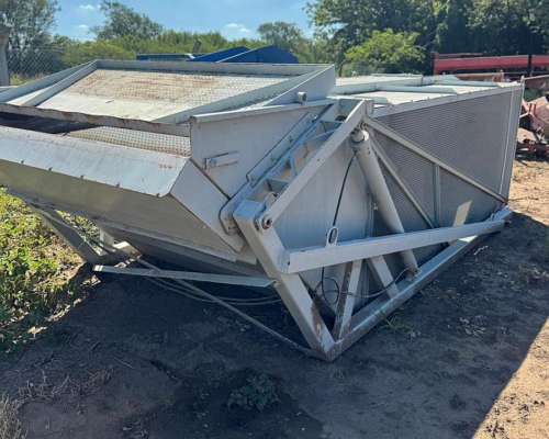 Canasto de Cosechadora Amada para Mani Volquete