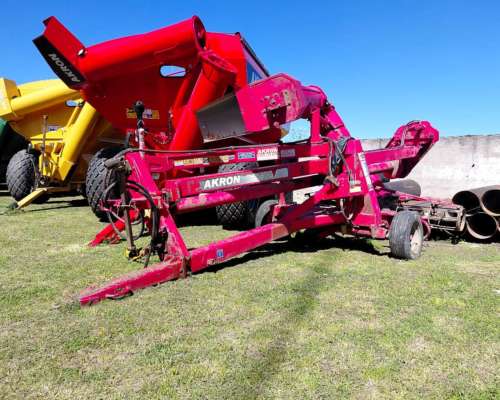 Extractora Akron Modelo EXG 300 C/neumaticos (ex0118)