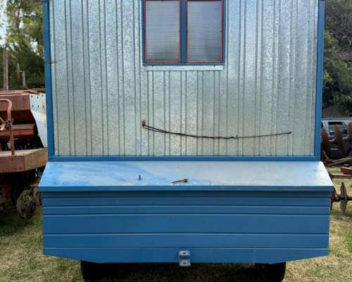 Casilla Rural Artemetal Nueva de 5x2,20 en Impecable Estado