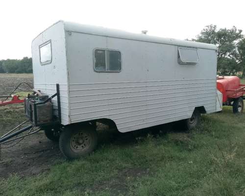 Casilla Dos Camas con Baño, Cocina y Heladera