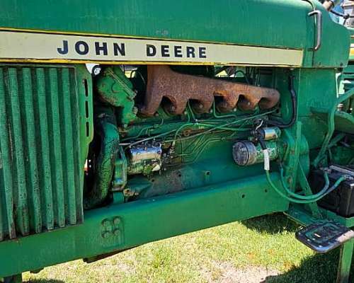 Tractor John Deere 3530, 105hp, 2wd, Paton, 1980.