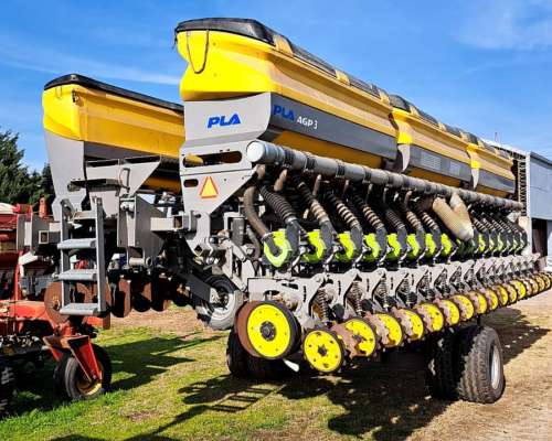 Sembradora Pla Autotrailer AGP3 de 16 a 52 Neumatica