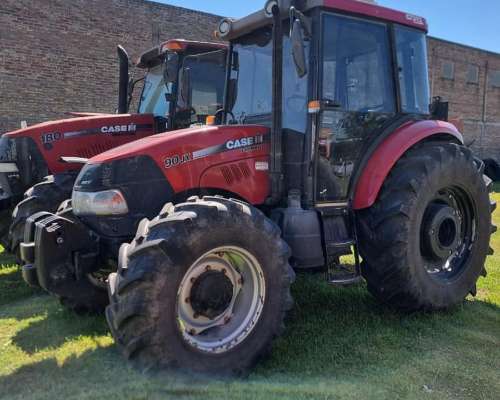 Tractor Case IH Farmall 90 JX 2018 en Buen Estado General