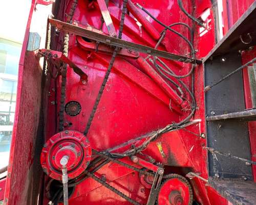 Rotoenfardadora Valtra 2856a – Tecnología Hesston