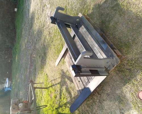 Percha Elevadora de Palets