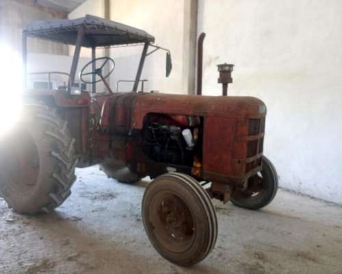 Tractor Deutz a 60 con Levante Hidráulico