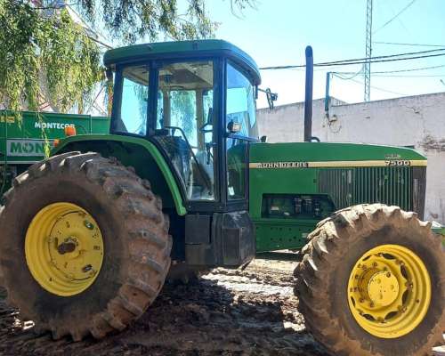 Tractor John Deere 7500