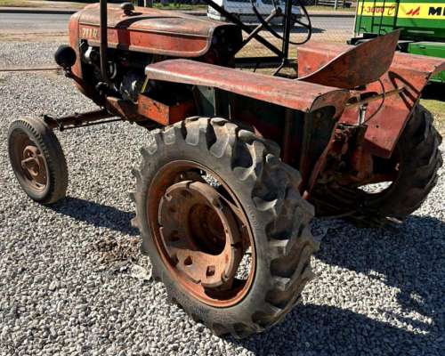 Tractor Fiat 211 R