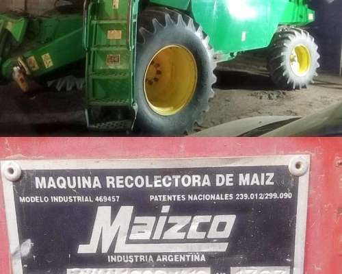 John Deere 1550. año 2004 + Maicero Maizco Mxiii
