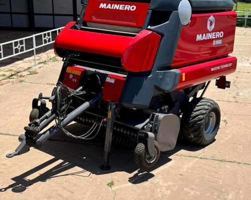 Rotoenfardadora Mainero 5832 con Cutter