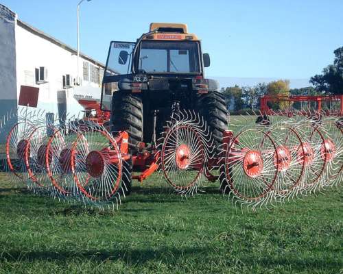 Rastrillo Yomel - RVA 9- en V - de Arrastre
