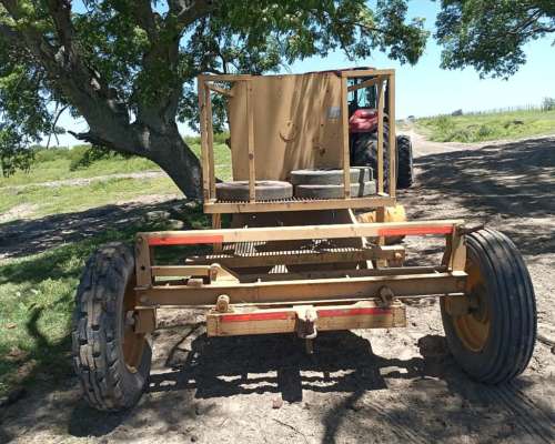 Niveladora de Arrastre Rotania N8