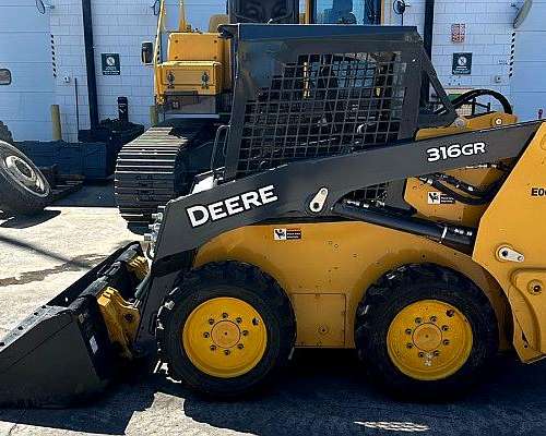 Minicargadora John Deere 316gr 2023 sin USO - Entrega ya