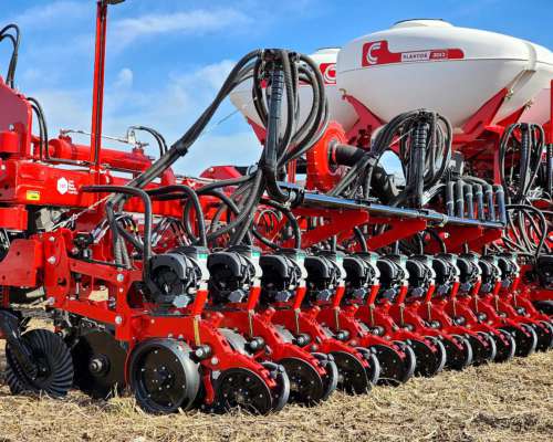 Sembradora Crucianelli Plantor 2452