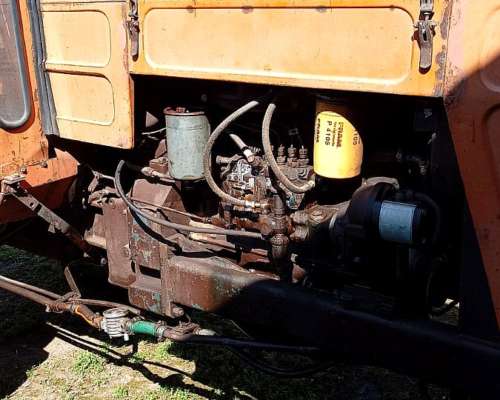 Tractor Fiat 700 e año 1983