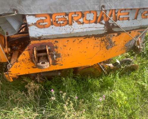 Sembradora Agrometal MX 3321 muy Buena