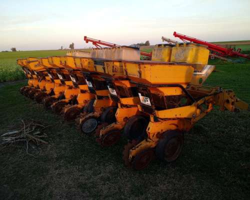 Vendo Sembradora Agrometal TX 10a70 Neumatica