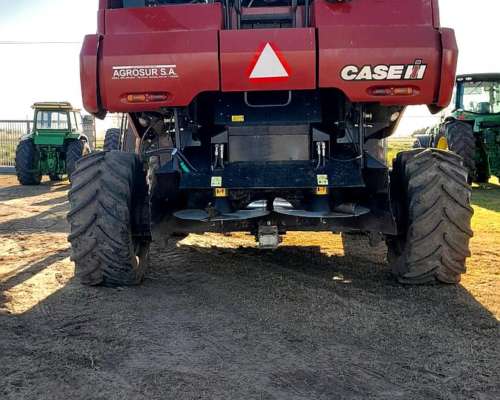 Cosechadora Case IH 8230