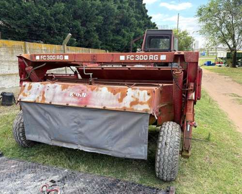 Segadora de Arrastre Kuhn FC300 RG