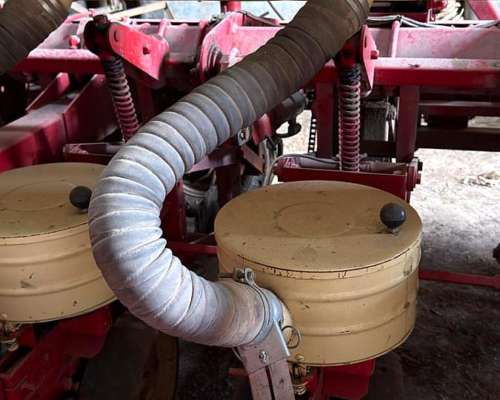 Sembradora Giorgis Precisa 8000 de 24 a 52 cm C/monitor