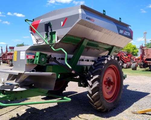 Fertilizadora Invezta AIR 5000 L