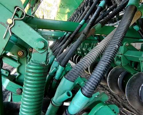 Sembradora Pierobon año 2013 de 30 Líneas a 21