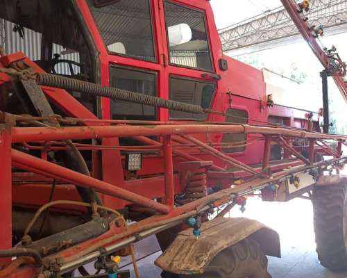 Pulverizador Barbuy, año 1998, Línea 913, Botalon 25 Metros,